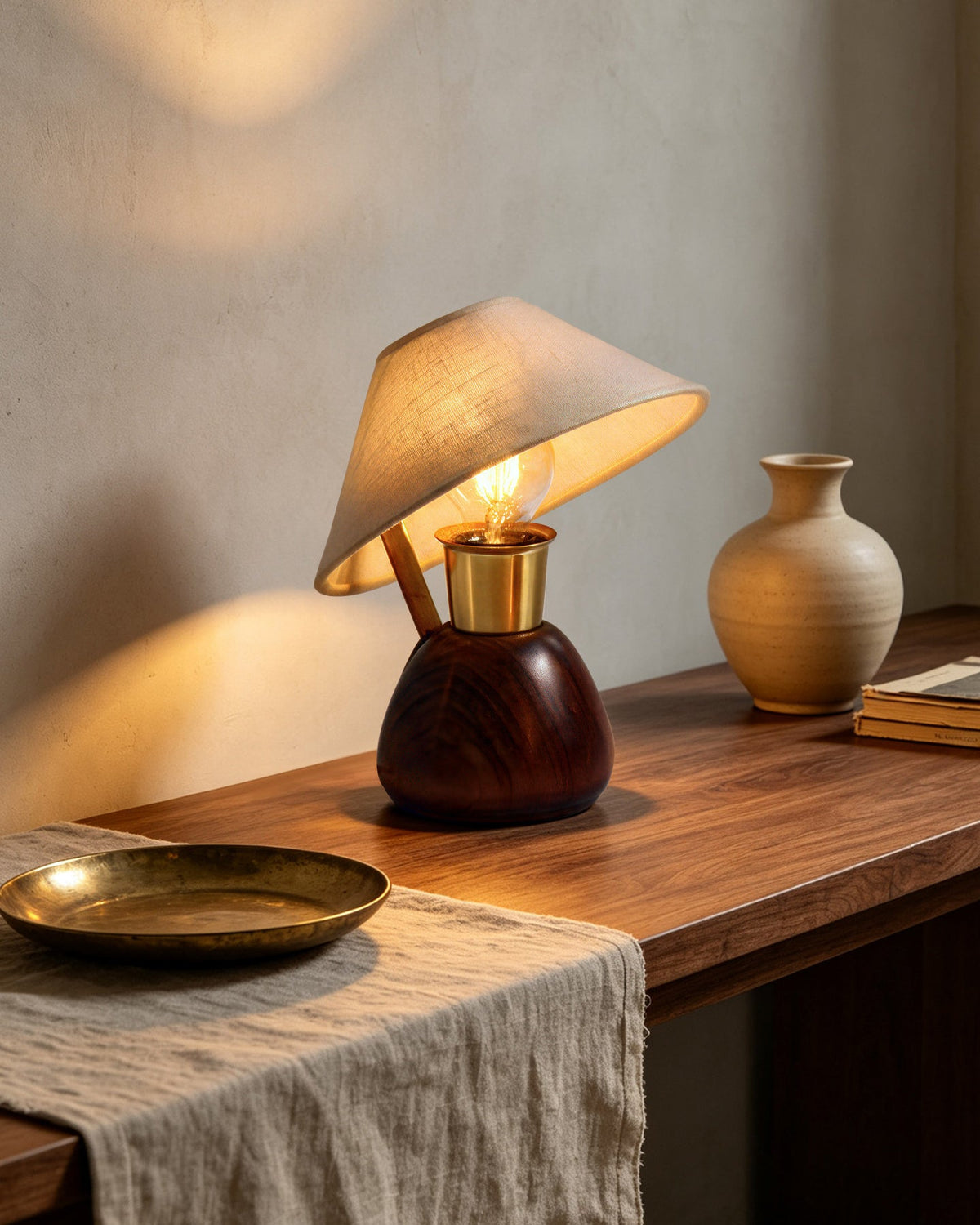 Eastvale Table Lamp