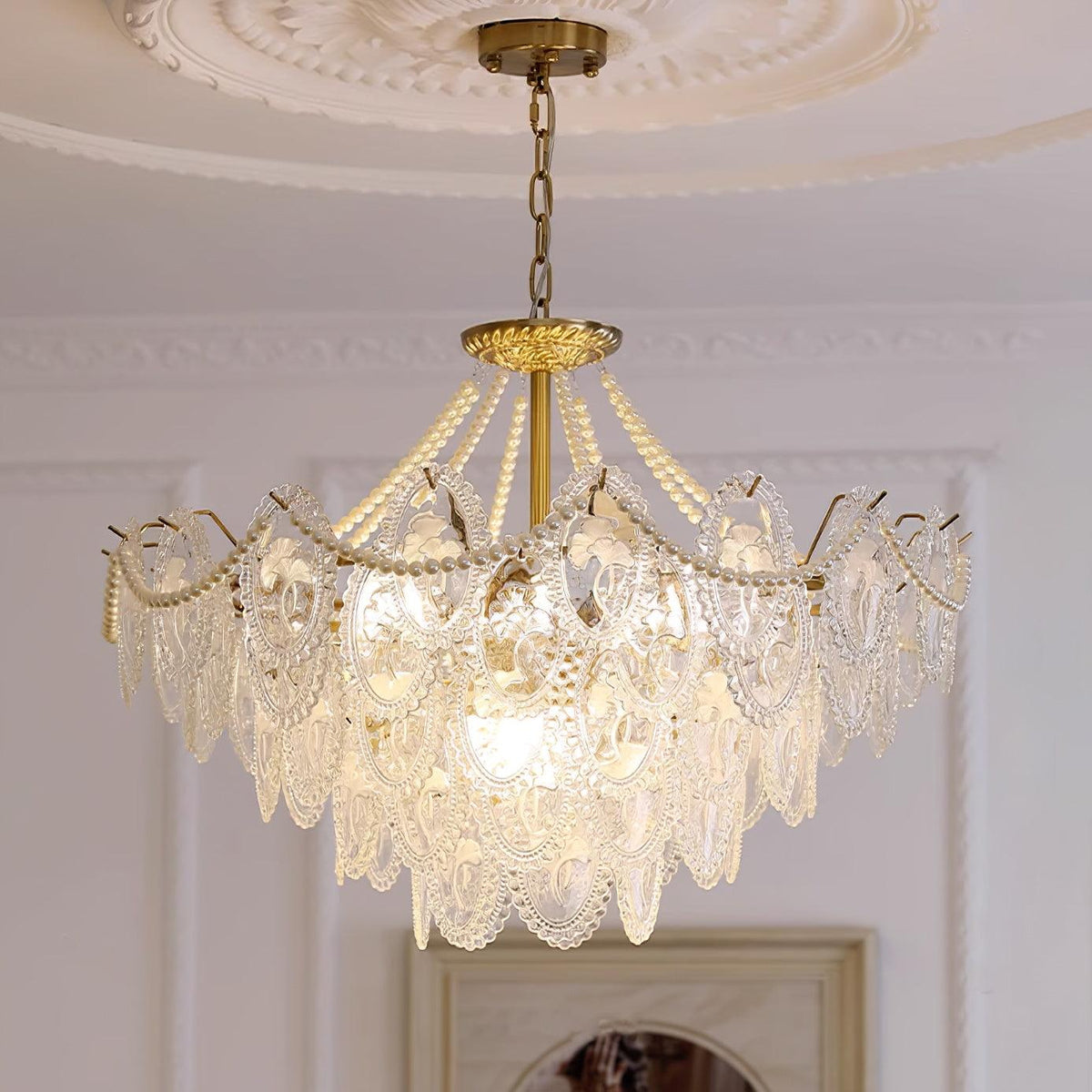 Vamader Chandelier Lustrous pearls