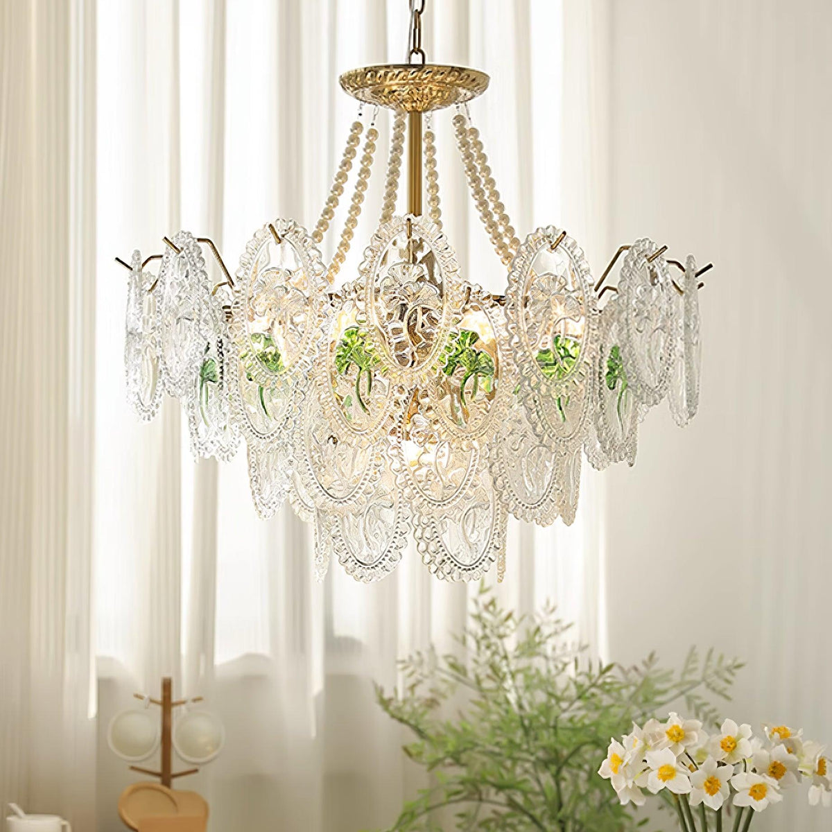 Vamader Chandelier Lustrous pearls