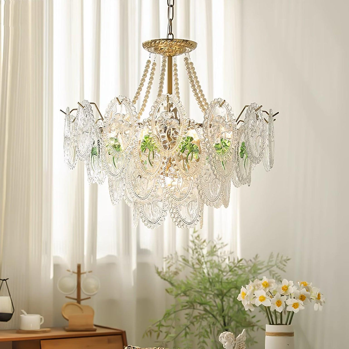 Vamader Chandelier Lustrous pearls
