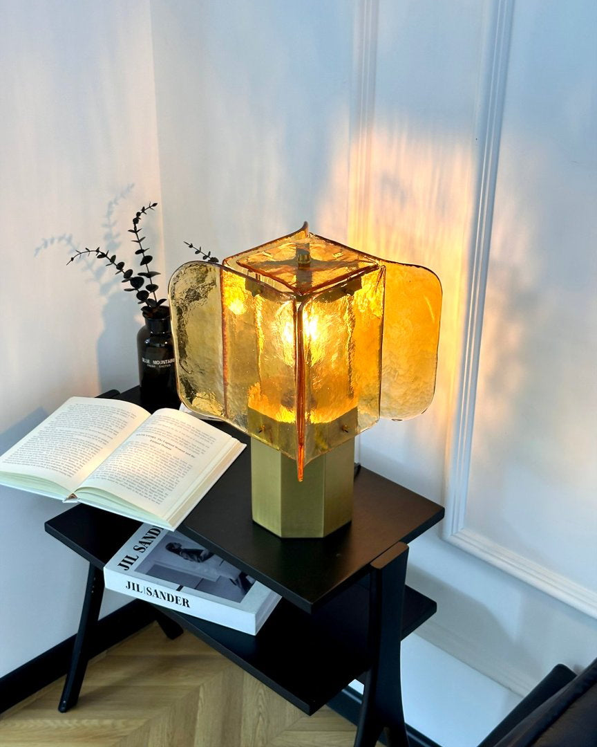 Terianeria Table Light