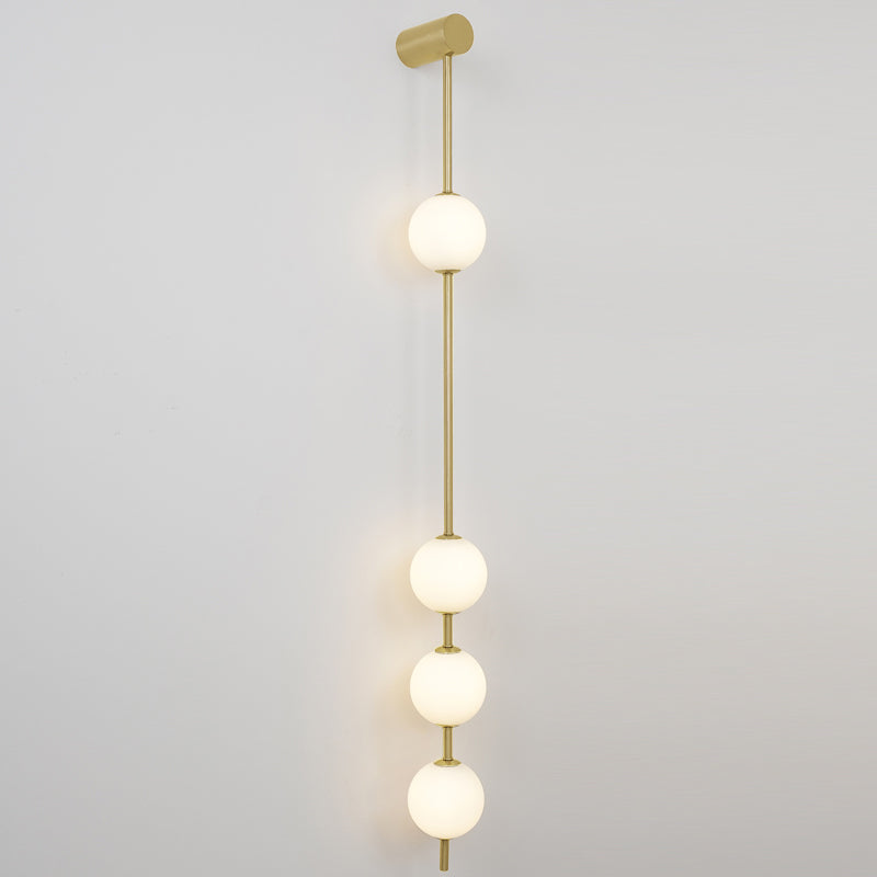 Bugogek Vertical Balls Wall Lamp