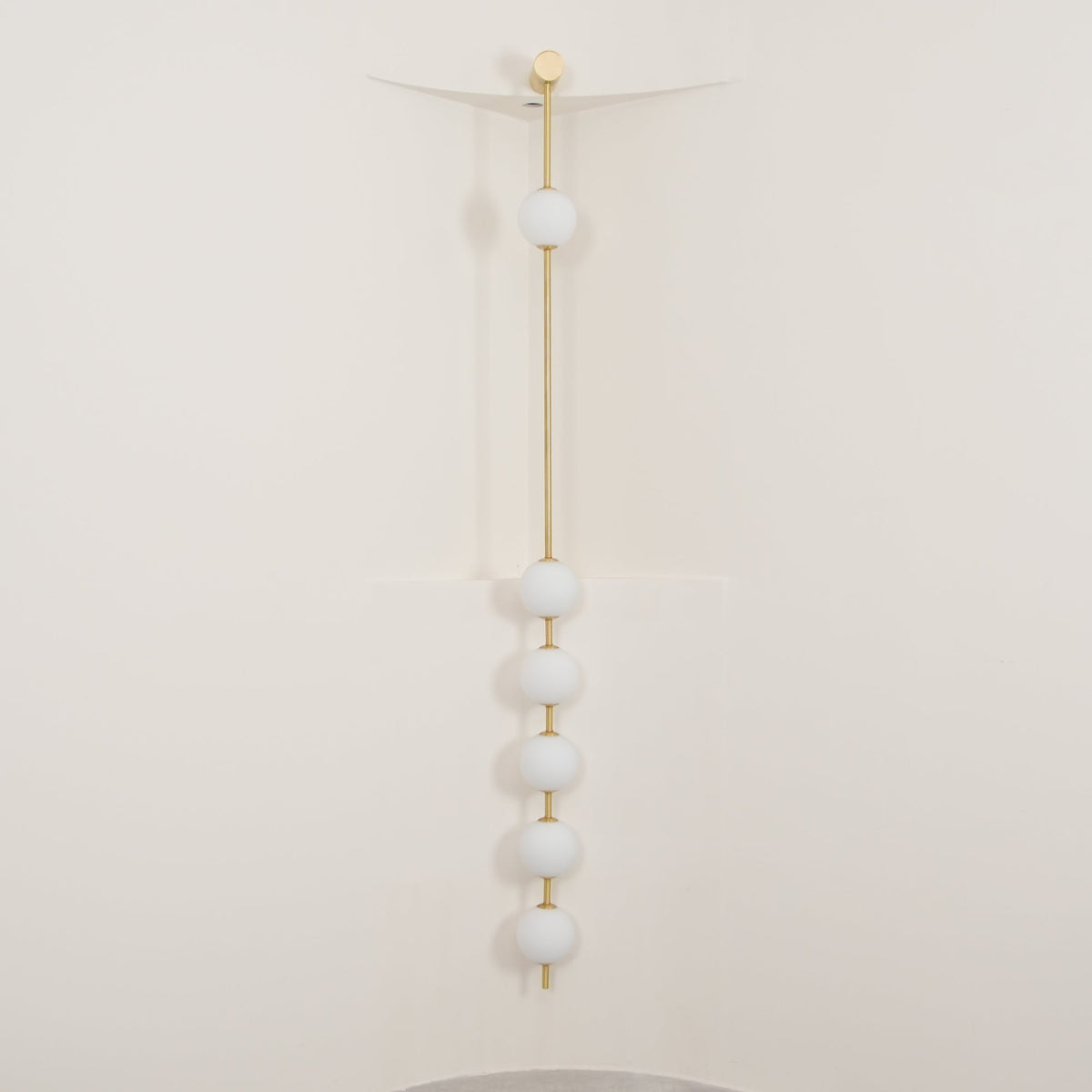 Soloiella Wall Lamp Vertical Balls Brass