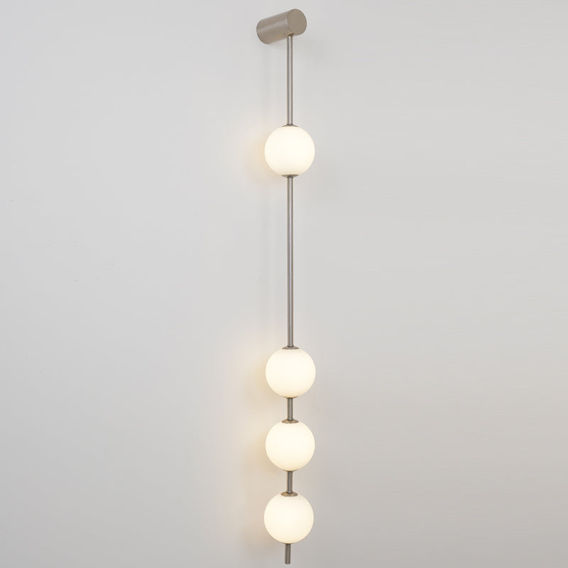 Bugogek Vertical Balls Wall Lamp