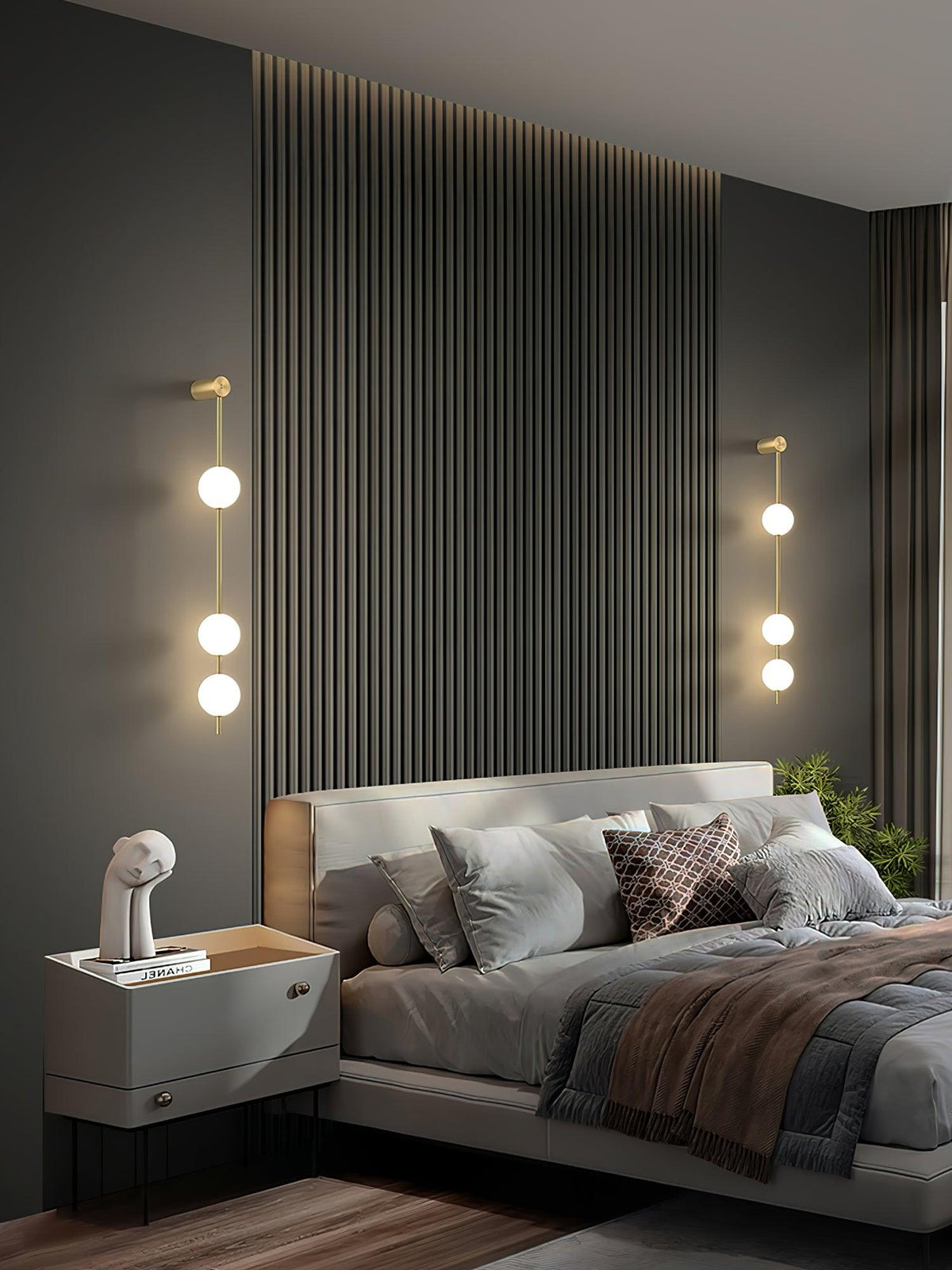 Soloiella Wall Lamp Vertical Balls Brass
