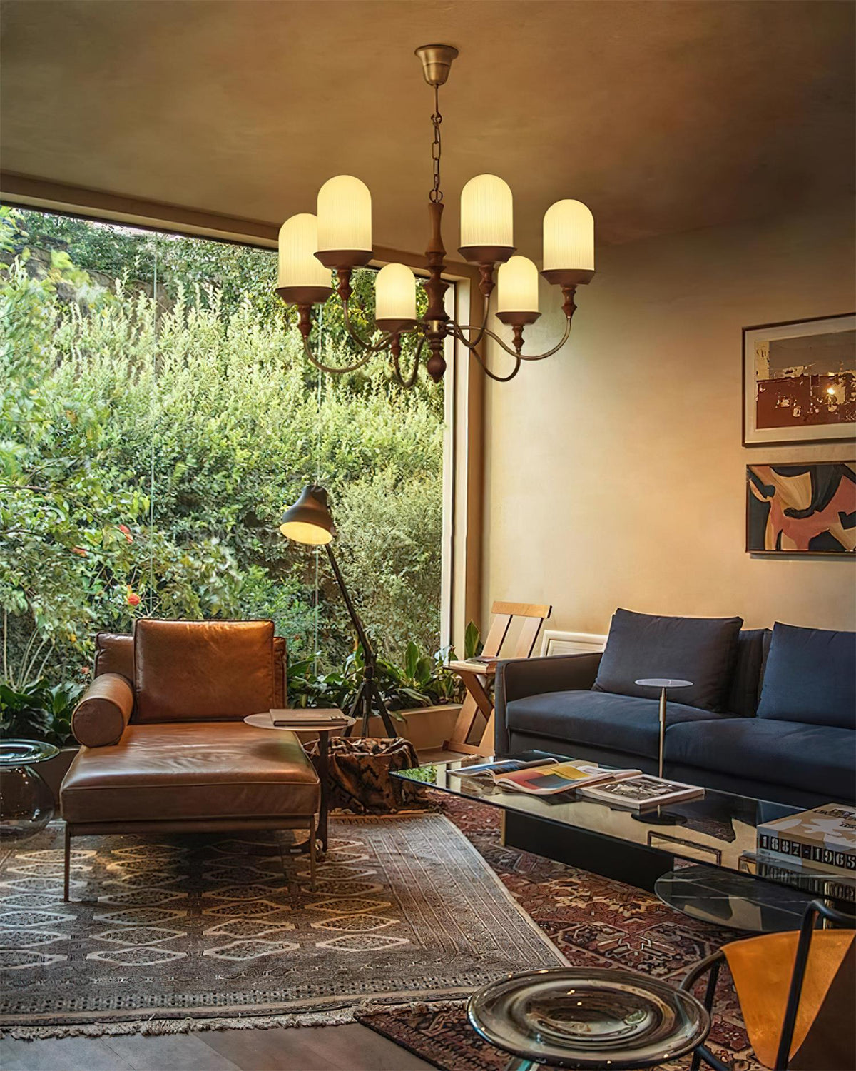 Renivora Chandelier