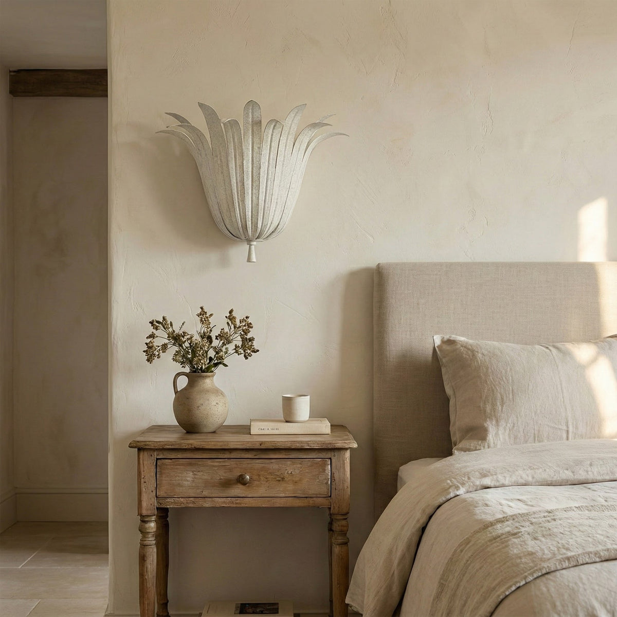 Isadora Wall Lamp