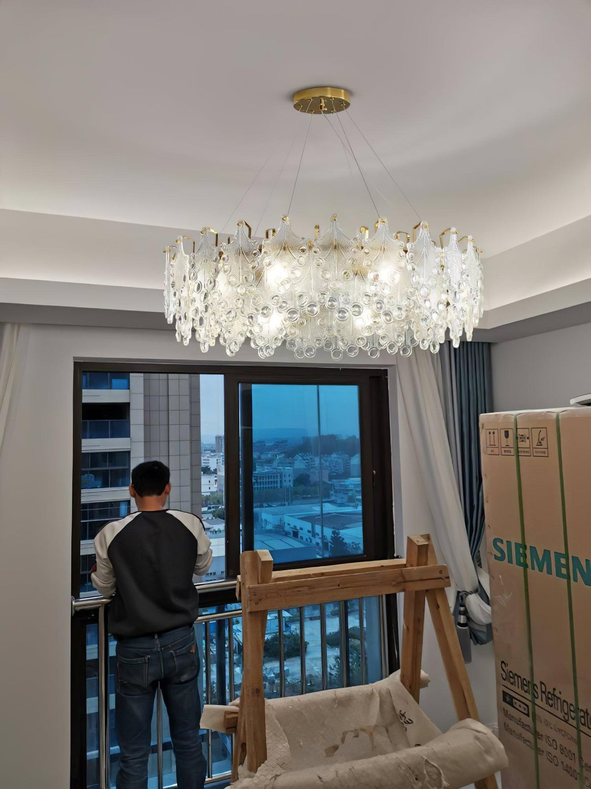 Cisorir Crystal Chandelier
