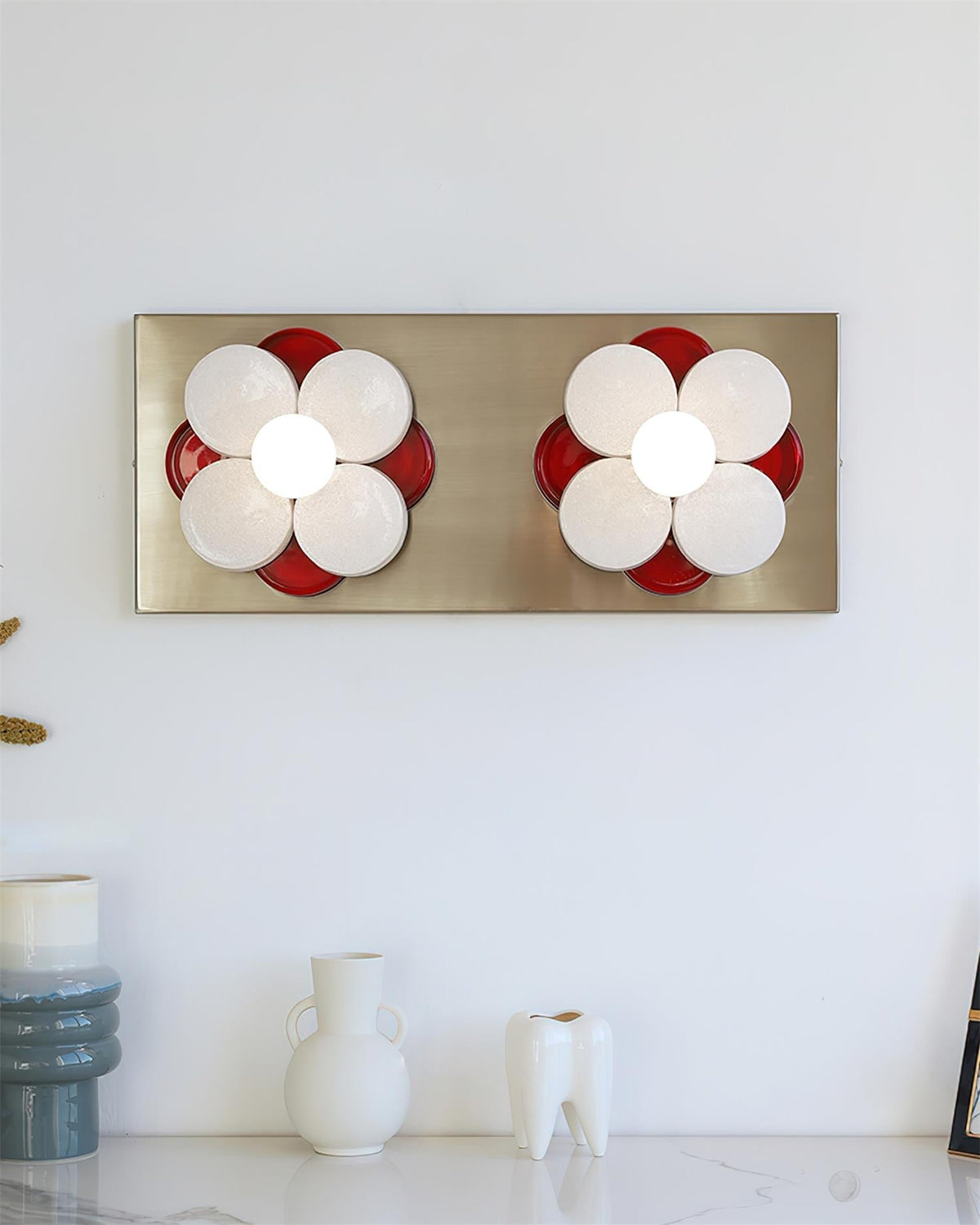 Velenaya Wall Lamp