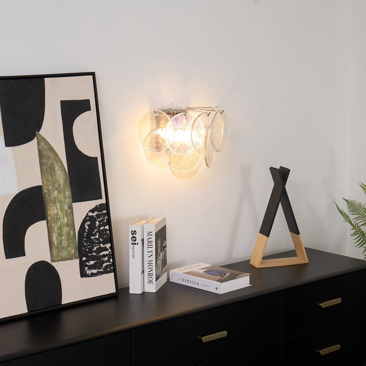 Calaiella Wall Lamp