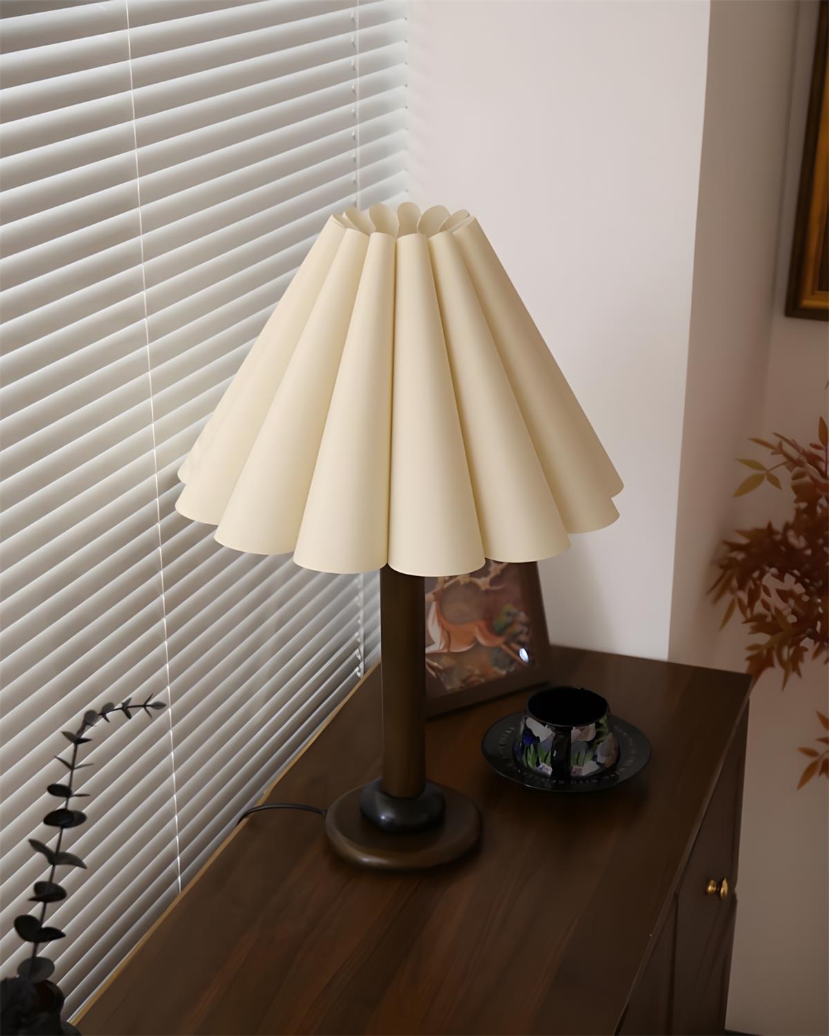 Selisielle Table Lamp