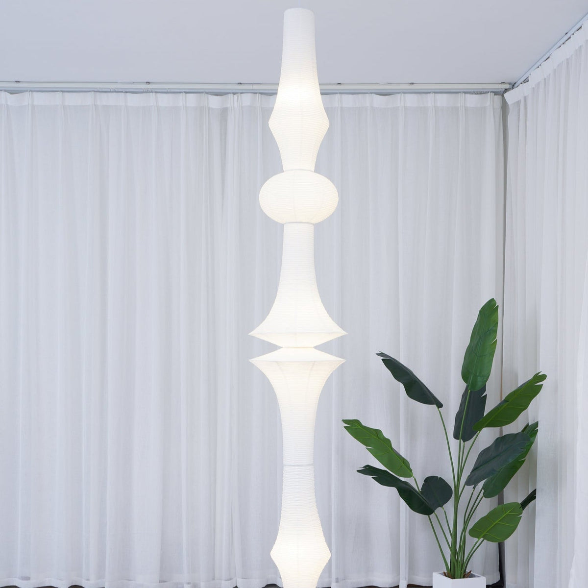 Cesekal Sculptural Paper Vertical Pendant Light