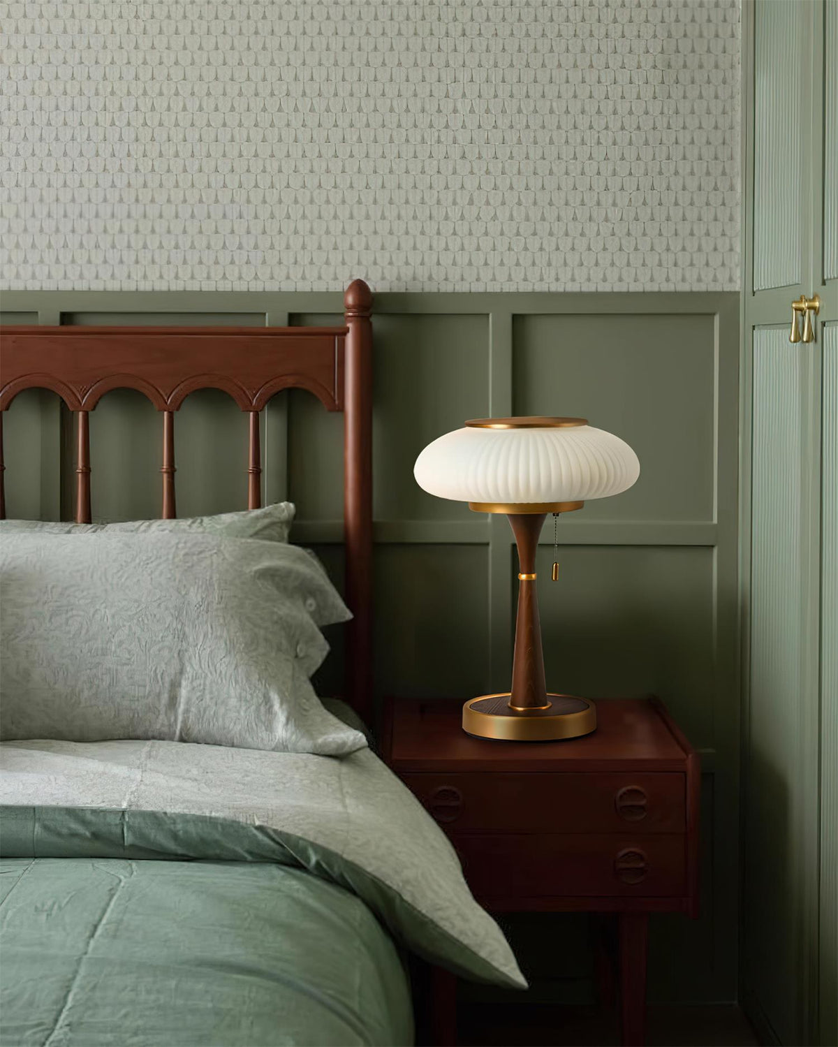 Rivaeria Table Lamp