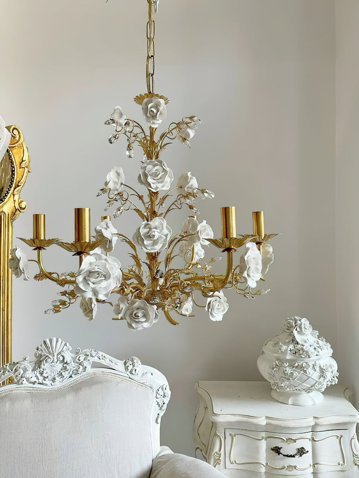 Cyraneon Postmodern Luxury Rose White Crystal Chandelier