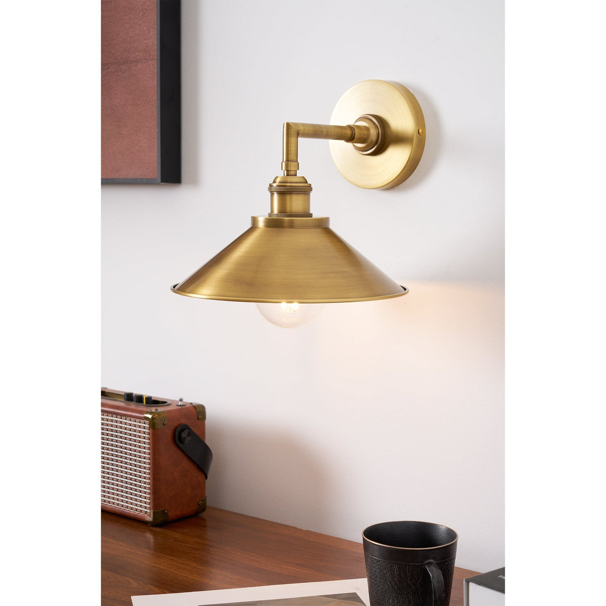 Osile Brass Wall Lamp
