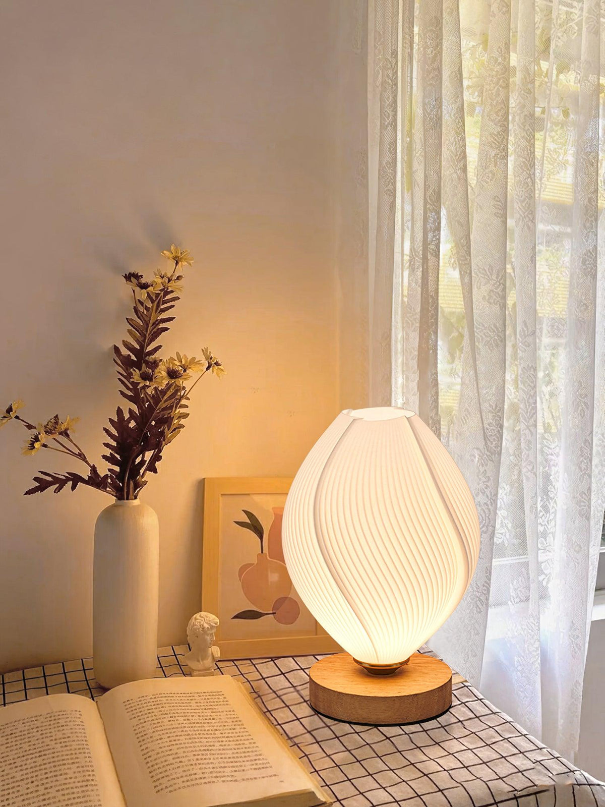 Viraaena Table Lamp