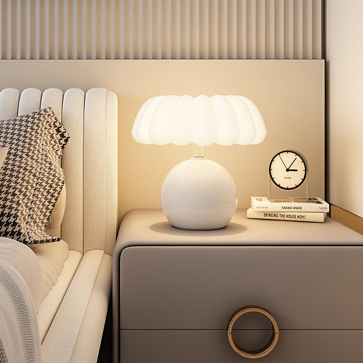 Elaeelle Table Lamp