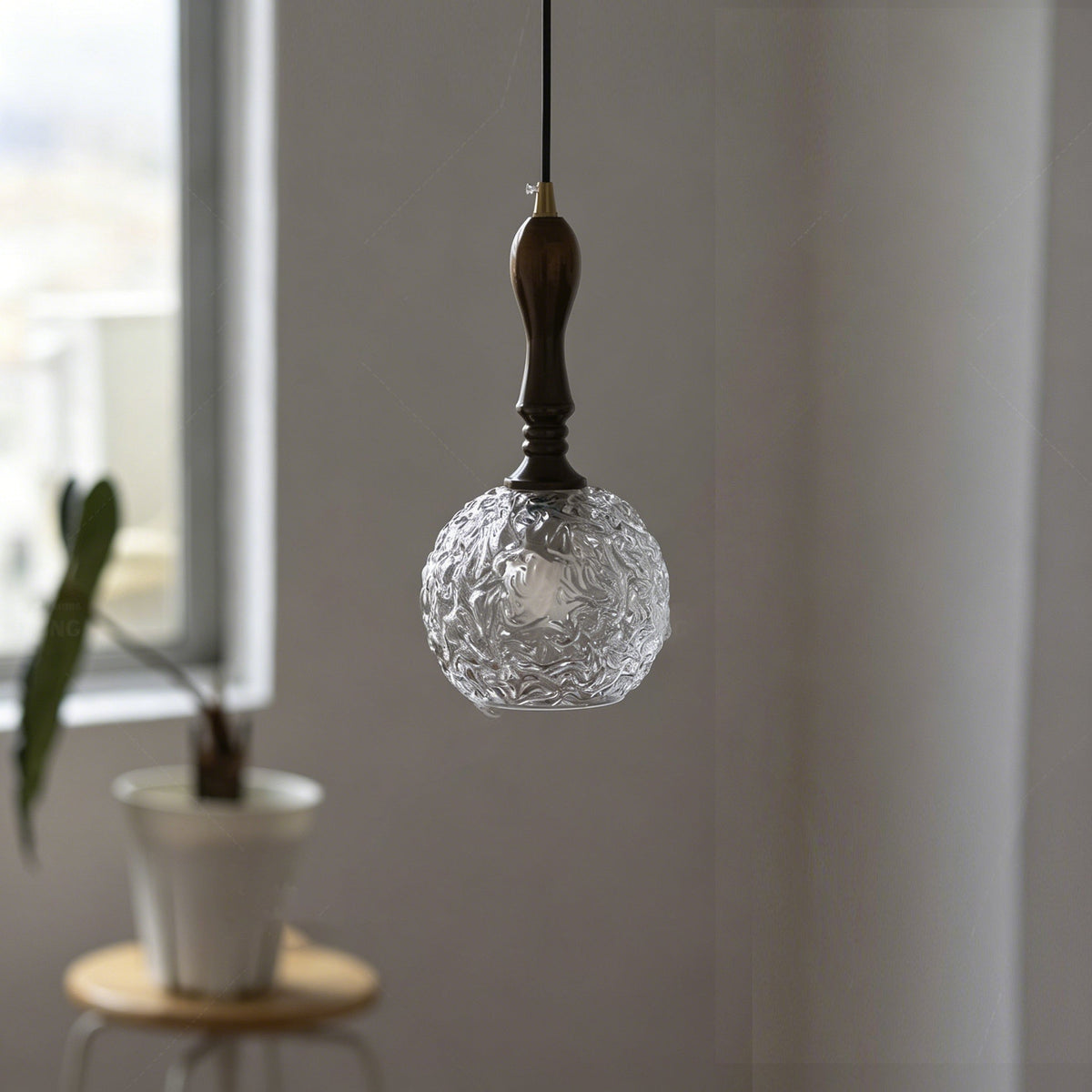 Liorinaya Glass Pendant Light