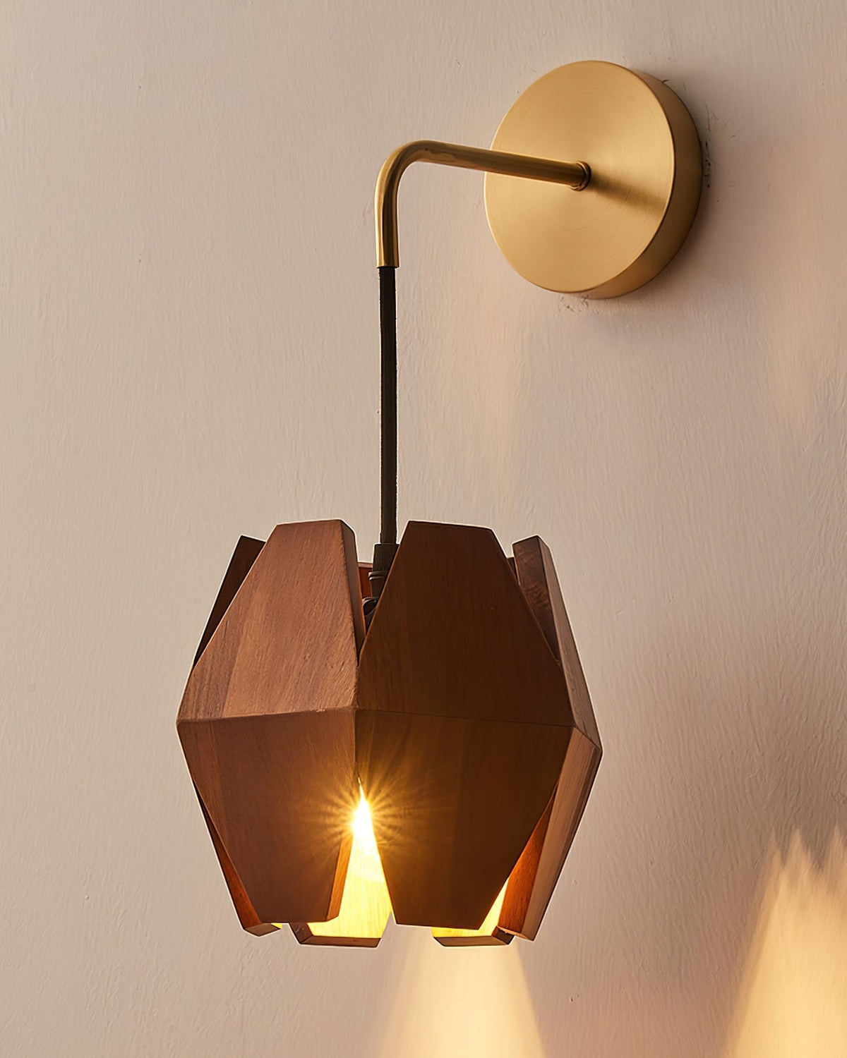 Norirelle Wall Light