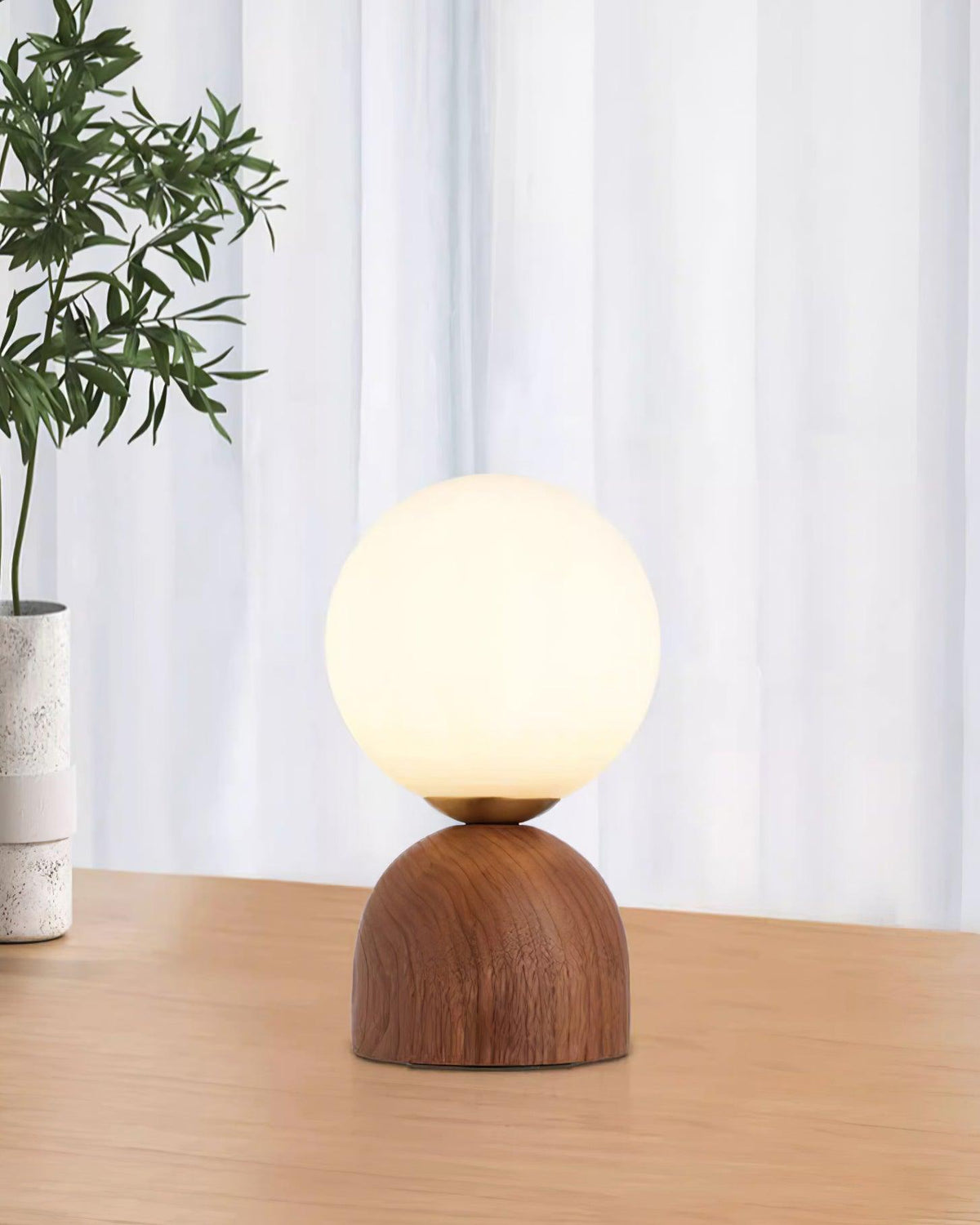 Renaaine Table Lamp