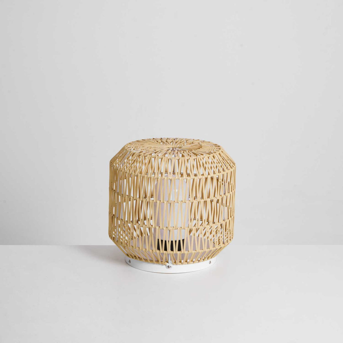 Ravalella Rattan Outdoor Table Light