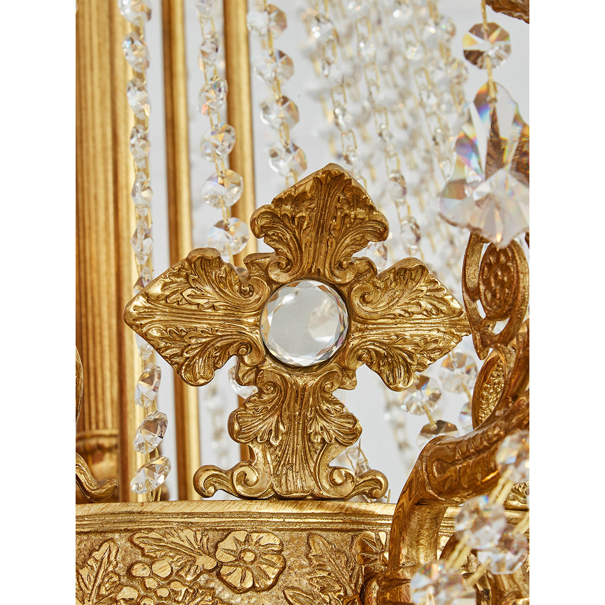 Calorira Grand Chandelier