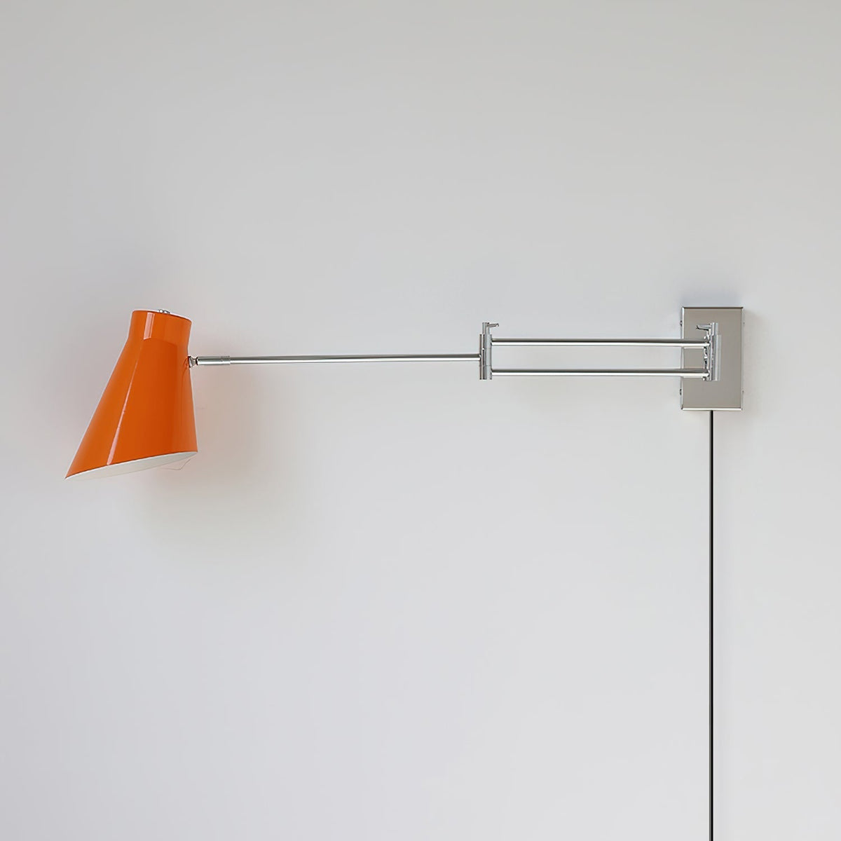Avenisine Wall Light