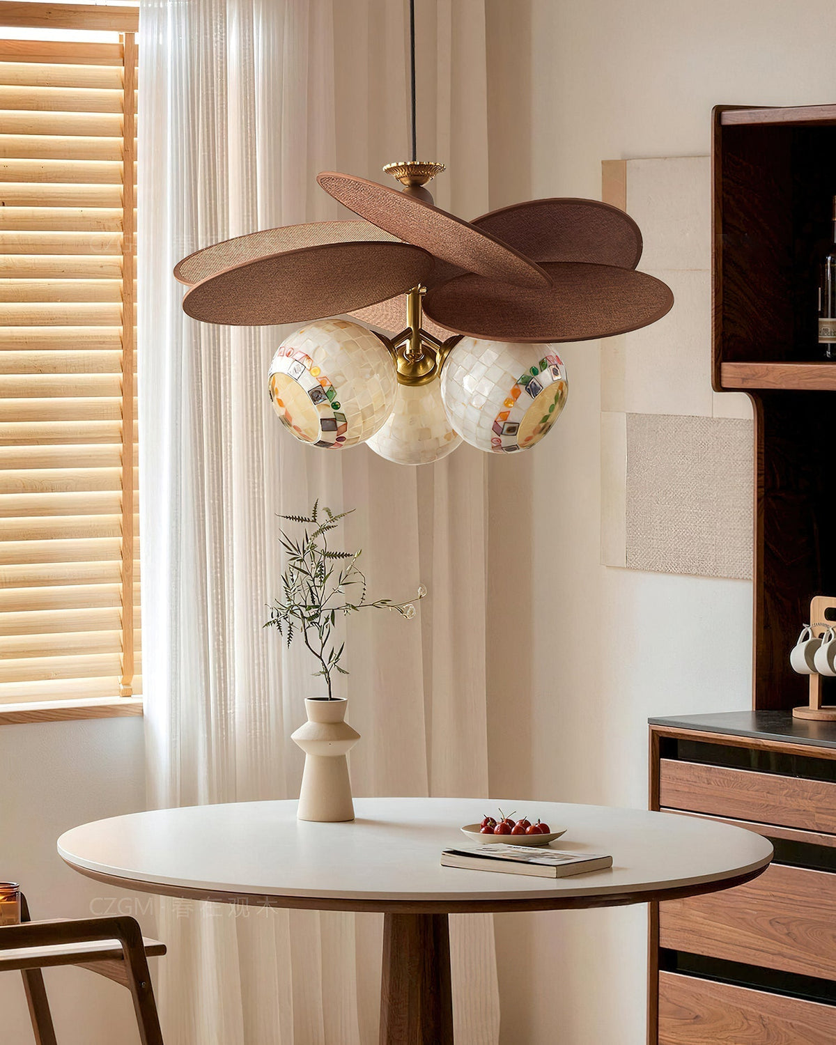 Teriiselle Flora Chandelier
