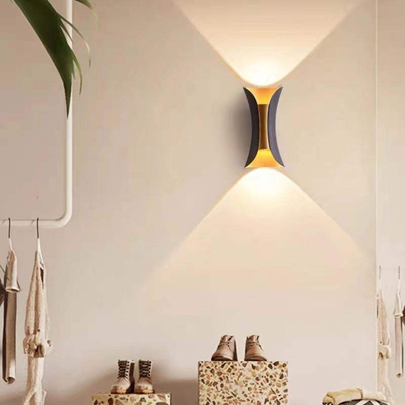 Calyxor Wall Lamp Curved Outdoor Wall Mounted LED-Neutral Decor