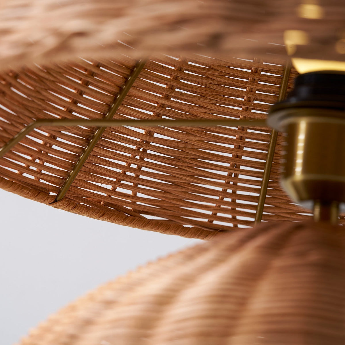 Lumiriella Table Lamp