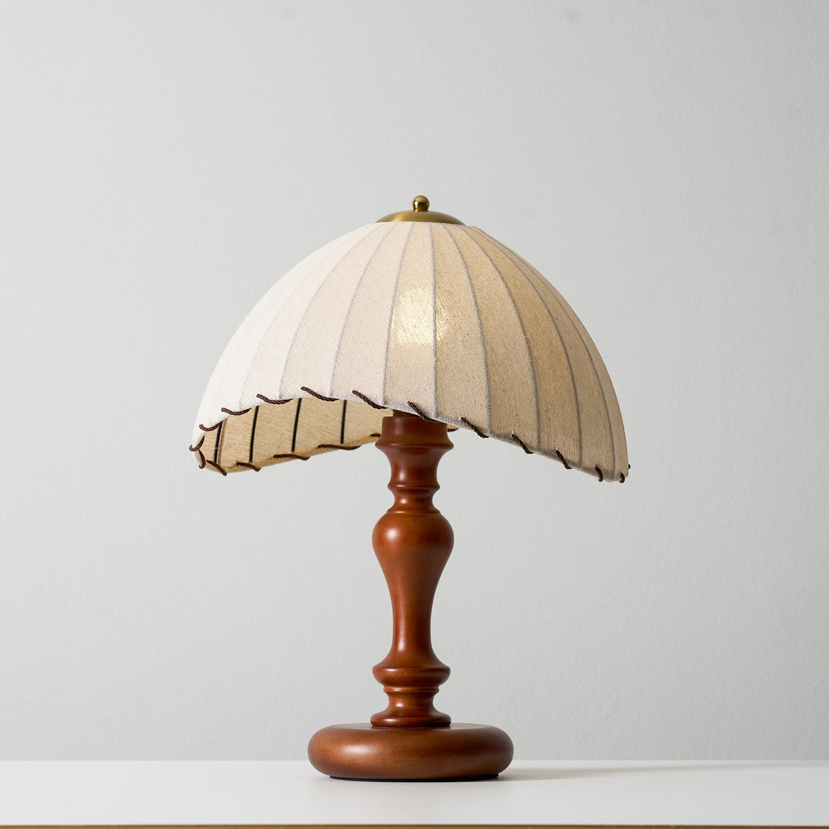 Sorerelle Table Lamp