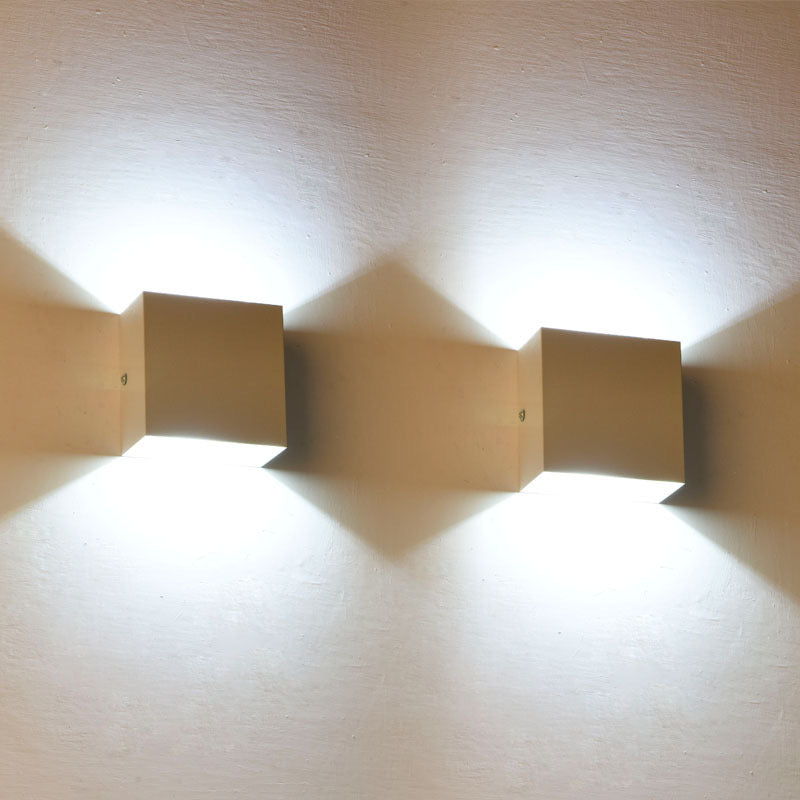 Eronil Modern Adjustable Square Outdoor Wall Lamp LED-Neutral Decor