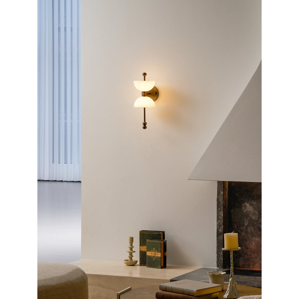 Caluaine Wall Lamp