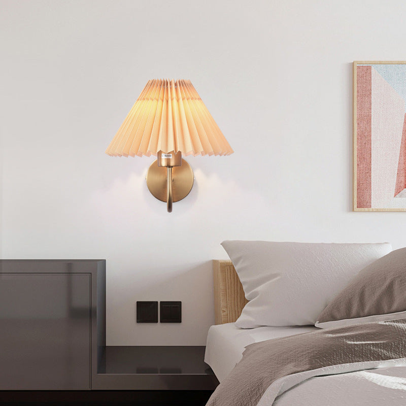 Bunupom Nordic Vintage Indoor Wall Lamp Brass/Black Metal Bedroom