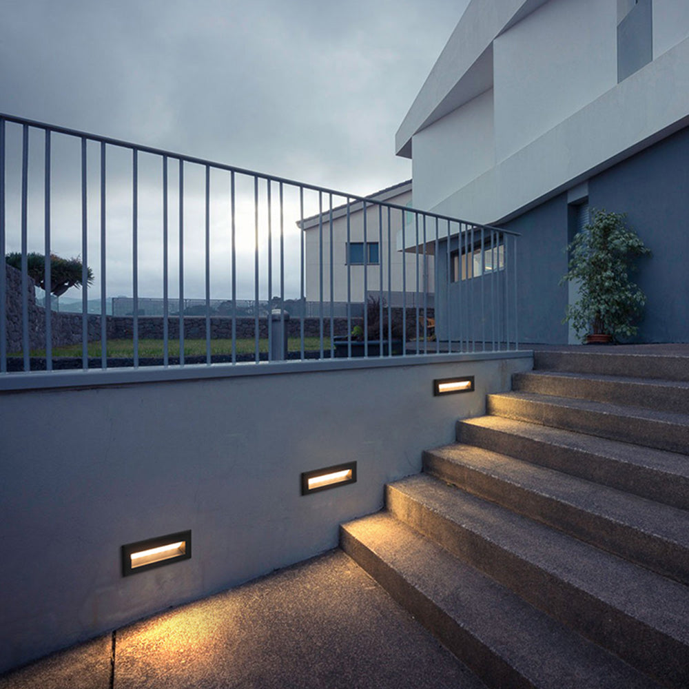 Calvorn Step Light Modern Rectangular Black Outdoor-Neutral Decor