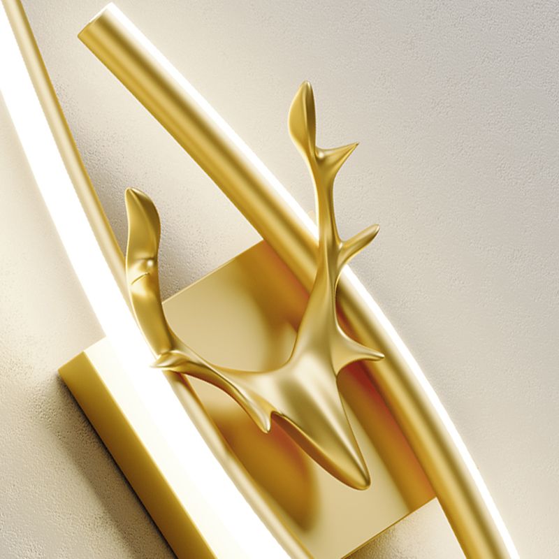 Zedulum Modern Linear Metal Vanity LED Wall Lamp, Black/Gold