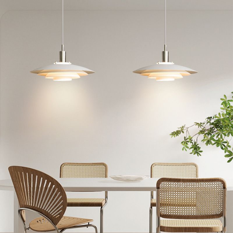 Budokat Cluster White Nordic Pendant Light