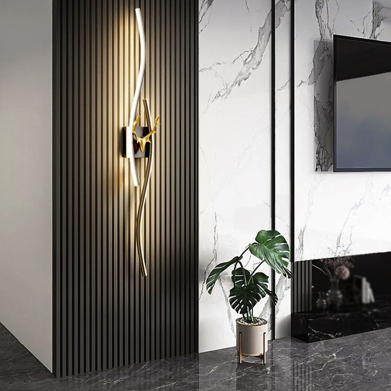 Zedulum Modern Linear Metal Vanity LED Wall Lamp, Black/Gold