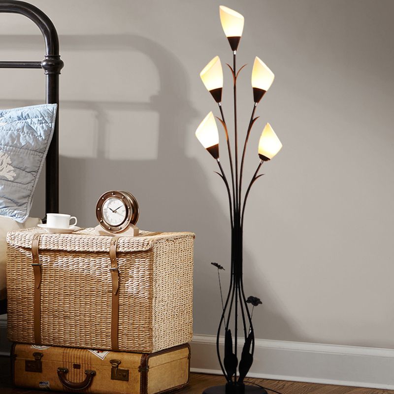Gotigil Flower Branching Black Floor Lamp, Living Room