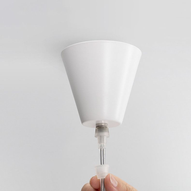 Budokat Cluster White Nordic Pendant Light