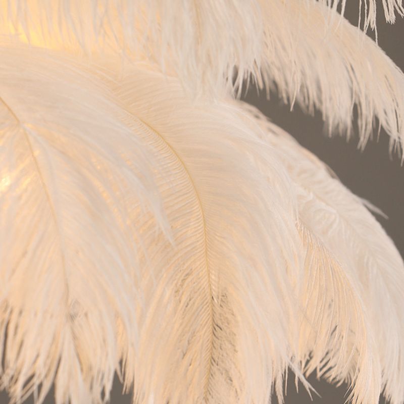 Wagires Ostrich Contemporary Elegant Feather Chandelier, White