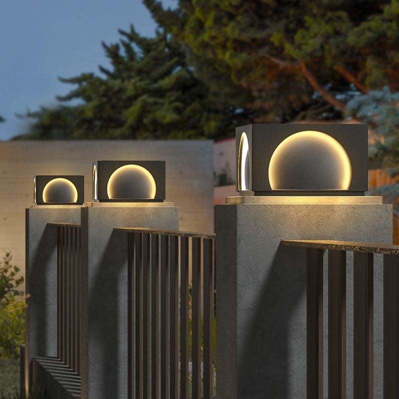 Logoved Modern Rectangular Metal Outdoor Lamps Post, Black