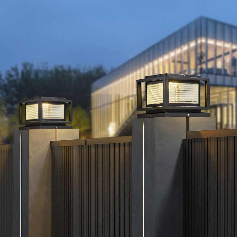 Polokur Contemporary LED Rectangular Metal Outdoor Lamps, Black