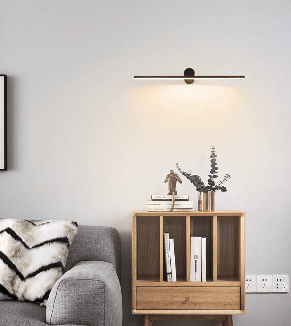 Kylb Black Slim Rechargeable Wall Lamp