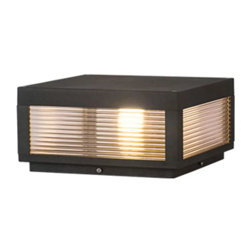 Lenorae Outdoor Light Post Vintage LED-Neutral Decor