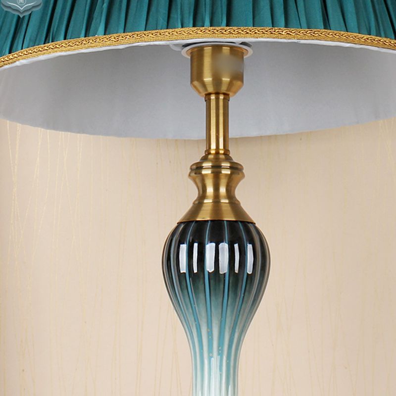 Wagomul Antique Floor Lamp, Multi Colors, Metal/Fabric, Bedroom