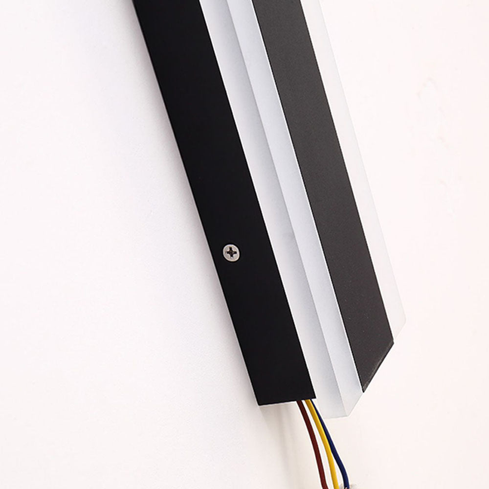 Corven Wall Lamp Outdoor Symmetrical-Neutral Decor
