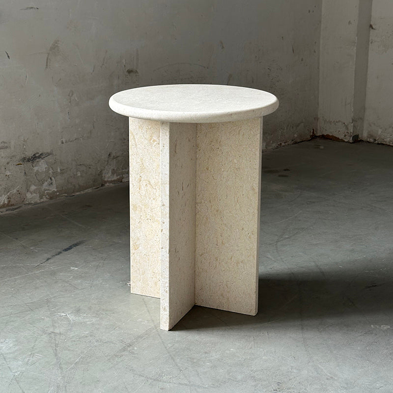 Seleneria Marble Side Table Accessories