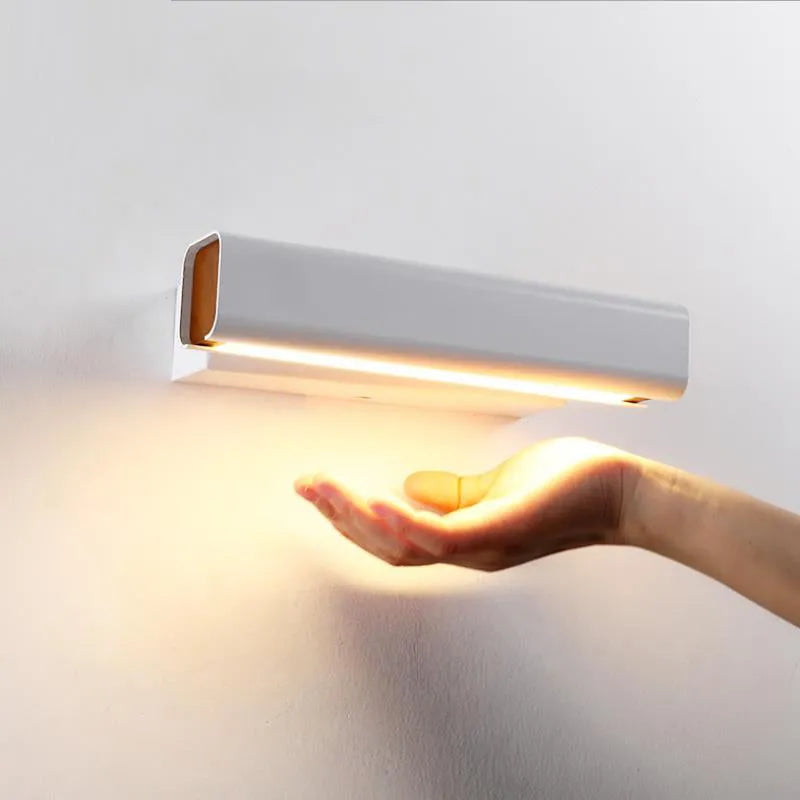 Heri Modern Rectangles Rotatable Wall Lamp, Black/White-Neutral Decor