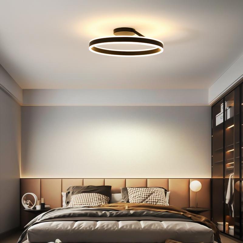 Solinor Modern Circle Flush Mount Ceiling Light, Black & White-Neutral Decor